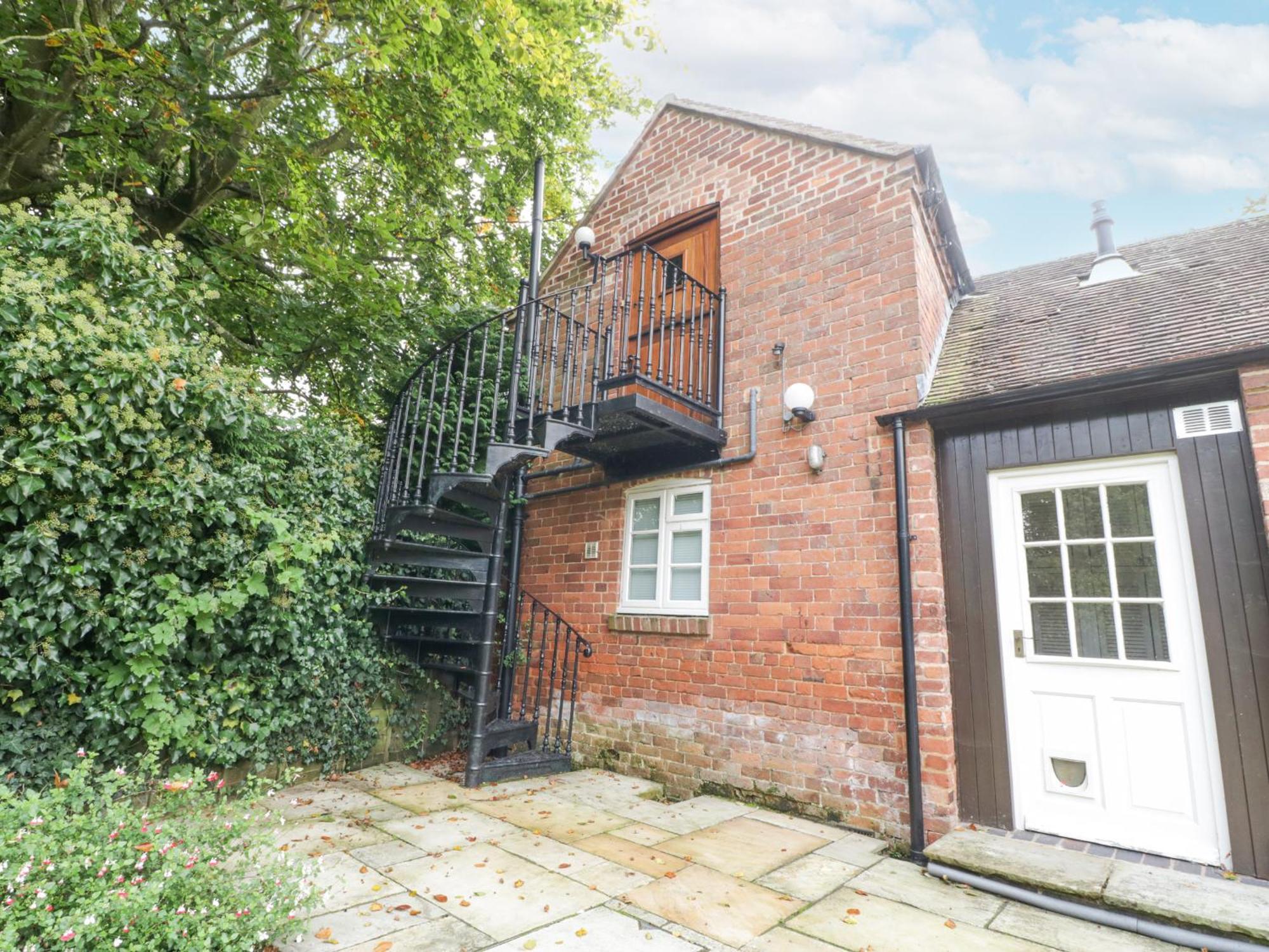 The Coach House Apartment Tewkesbury Exterior photo